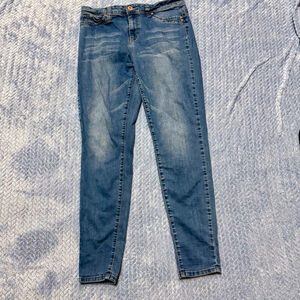 YMI Vintage Y2K Mid-Rise Wanna Betta Butt Juniors Girls Blue women’s Size 13